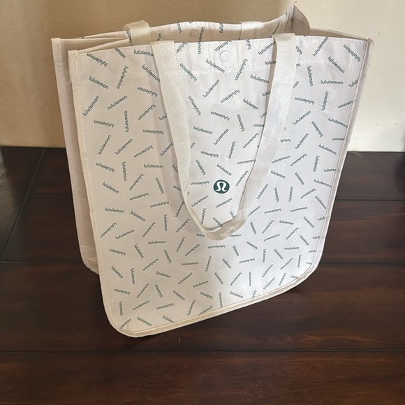 lululemon Reusable Logo Bag Tote - Holiday Limited Edition - Green/White - Picture 4 of 10